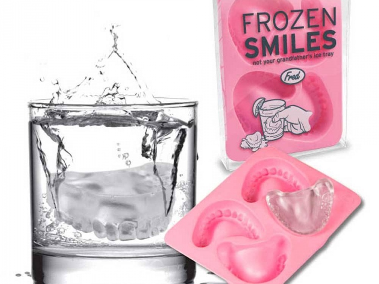 Promotional Ice Cube Trays Add Bite to Dental Health Promotions! #CleverPromoGifts