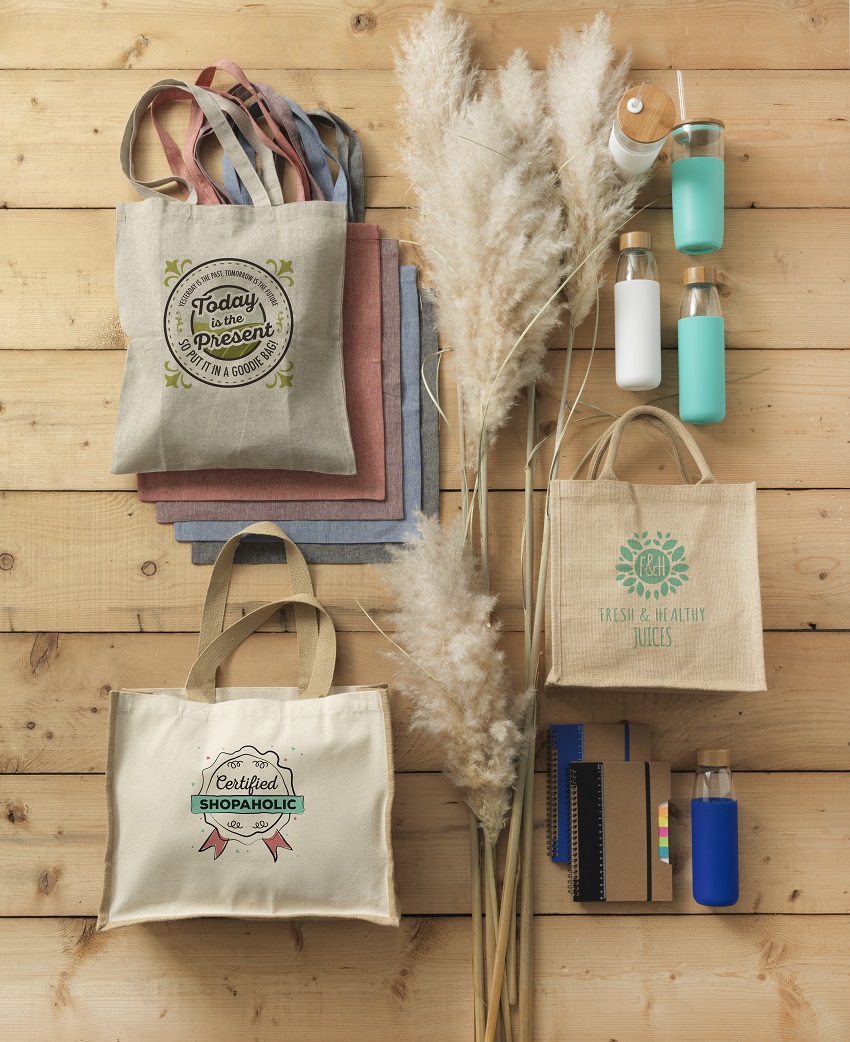 canvas and jute promotional bags made from environmentally friendly material making them strong and durable for use at a trade show and beyond