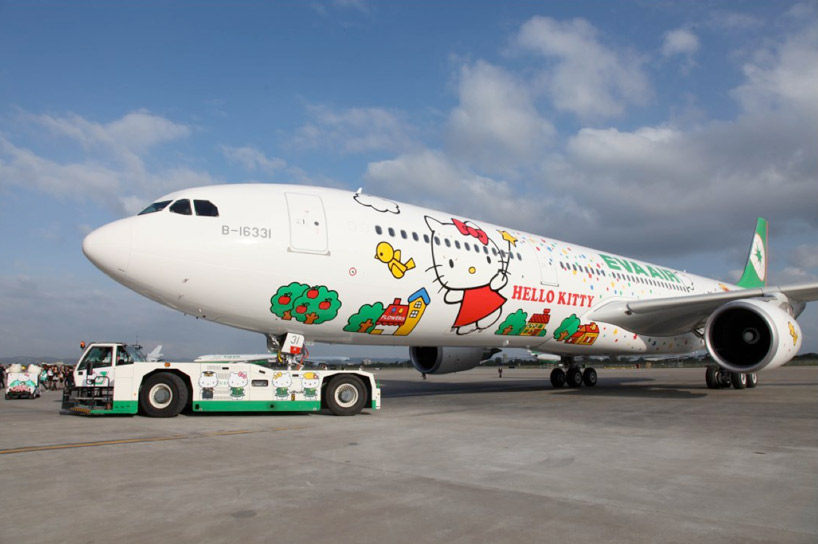 Eva Air's Hello Kitty Branded Plane