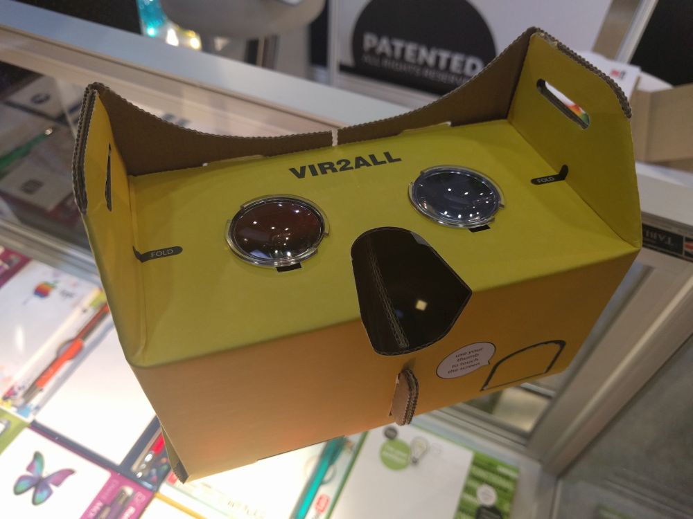 Cardboard Virtual Reality Glasses